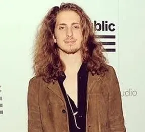 Andrew Watt