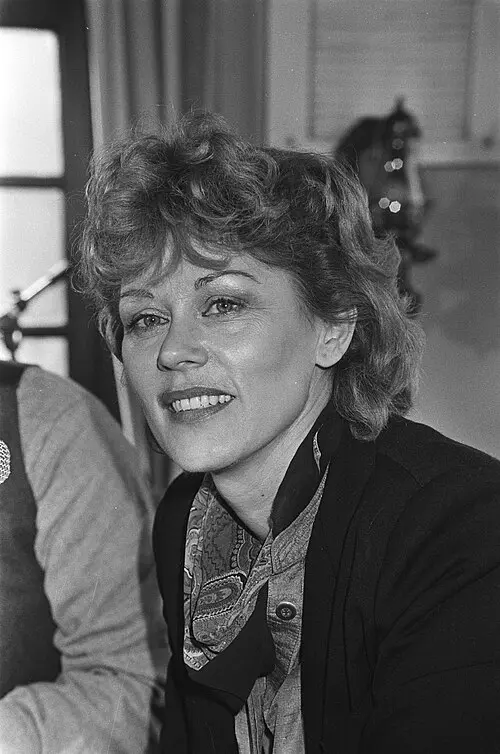 Conny Vandenbos