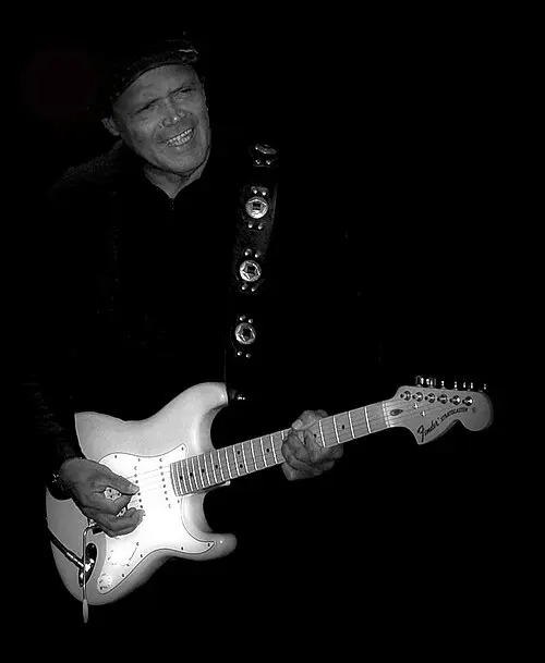 Bobby Tench