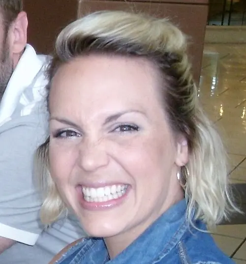 Evynne Hollens