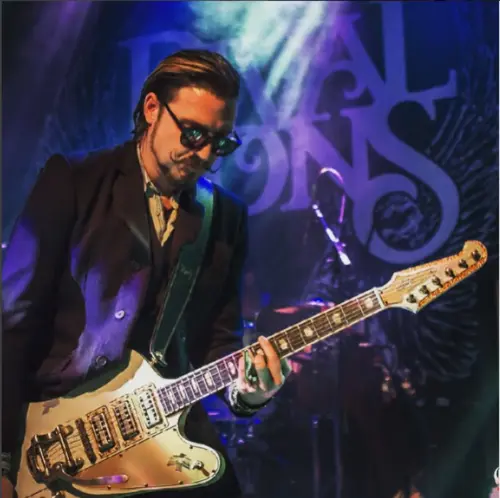 Scott Holiday