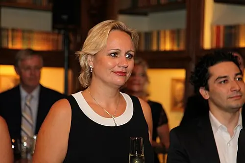 Anja Kampe