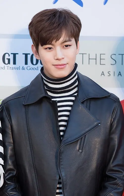 홍빈