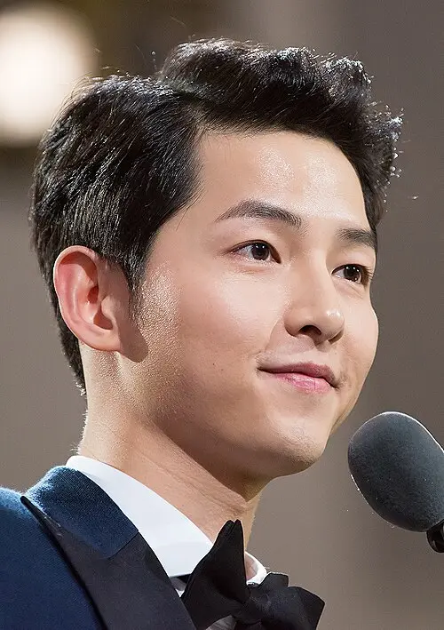송중기