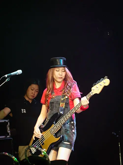 TOMOMI
