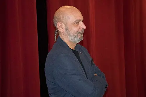 Saro Cosentino