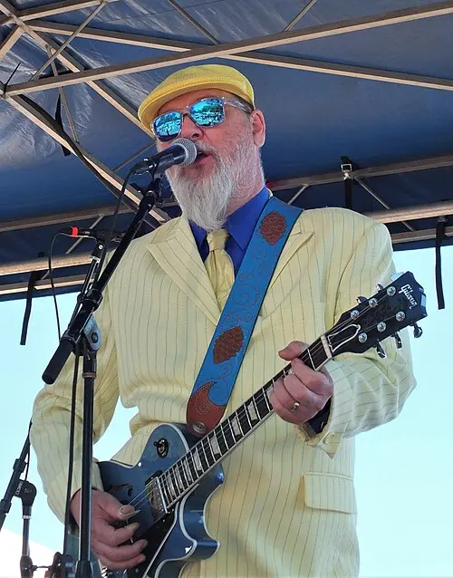 Shinyribs