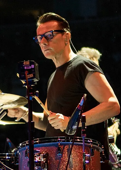 Larry Mullen, Jr.