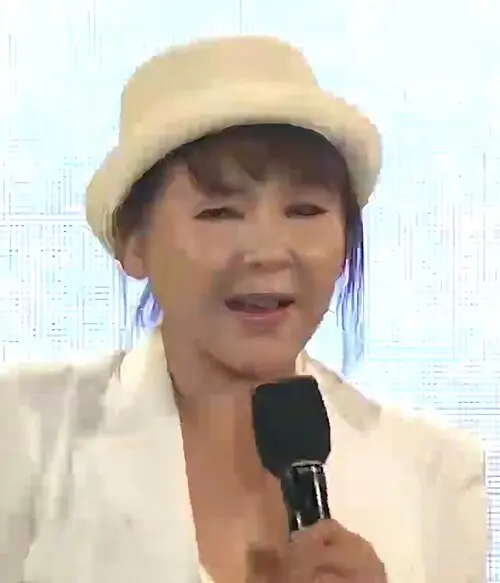 김수희
