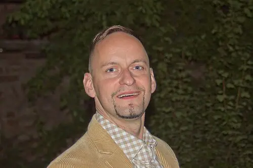 Jo van Nelsen