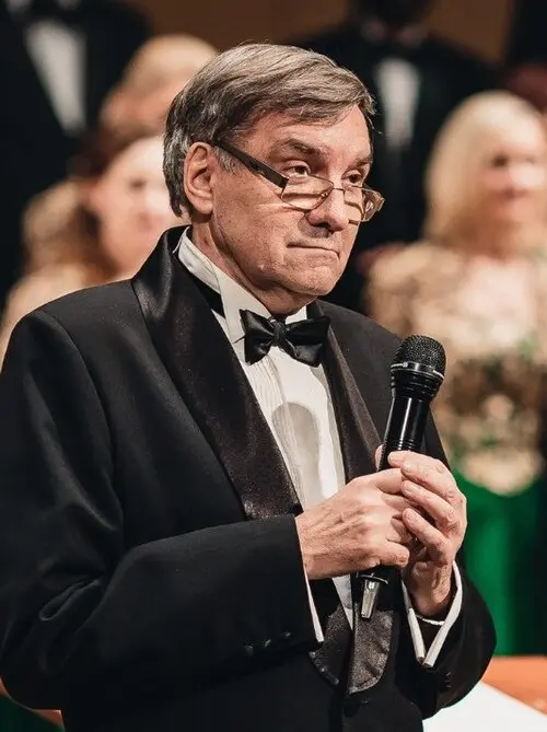 Лев Конторович
