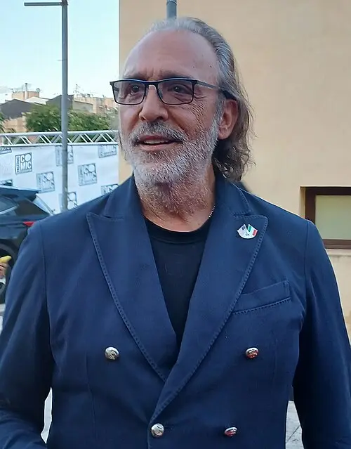 Luca Ward