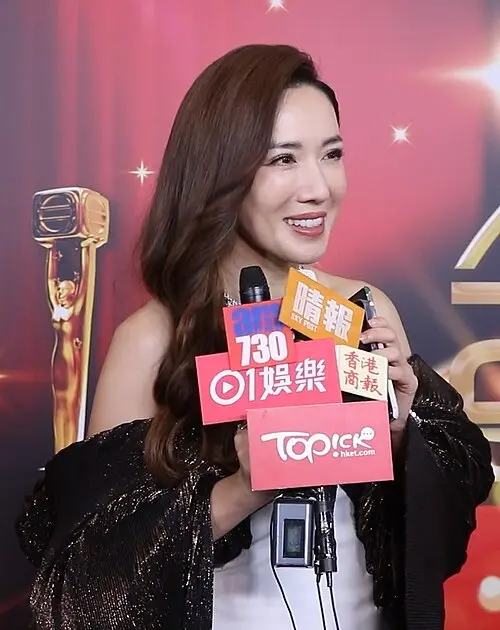 李施嬅