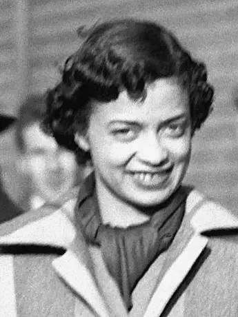 Kay Davis