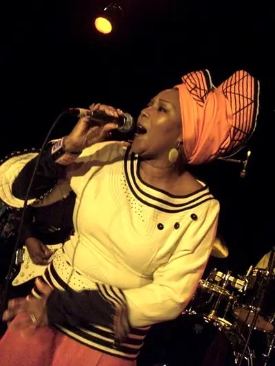 Lorraine Klaasen