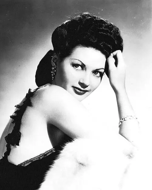 Yvonne de Carlo
