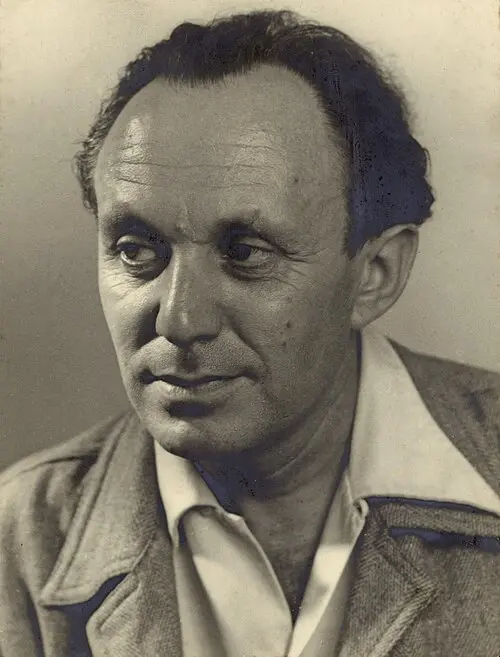 Arieh Navon