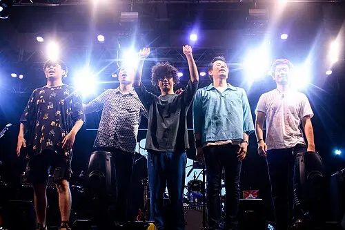 ASIAN KUNG-FU GENERATION
