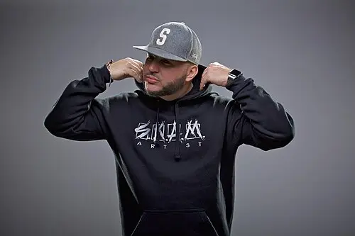 DJ Felli Fel