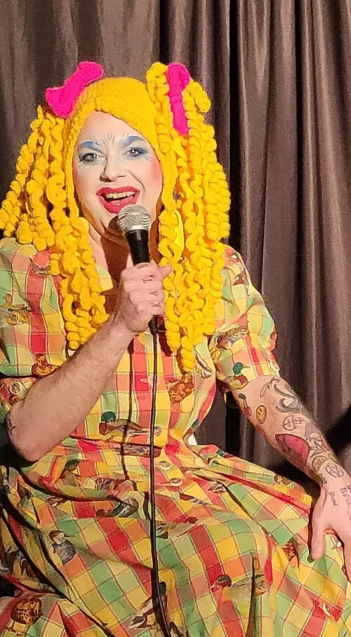 Ginny Lemon