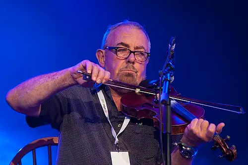Aly Bain