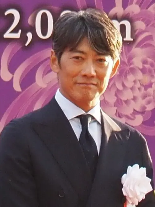 反町隆史