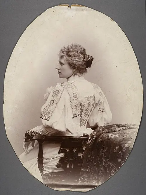 Alexandra Ahnger