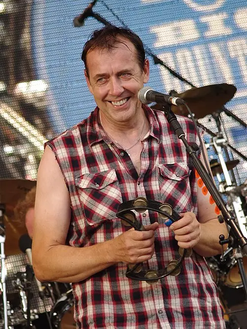 Mark Brzezicki