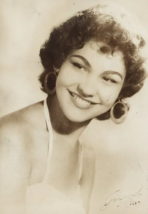 Cláudia Morena