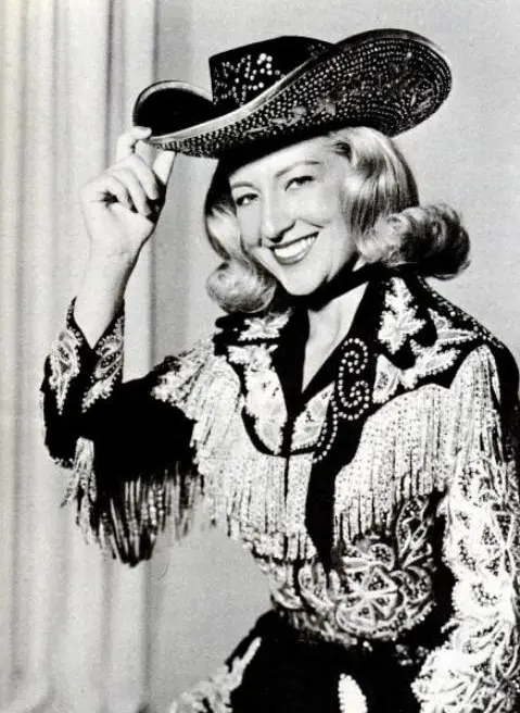 Judy Lynn