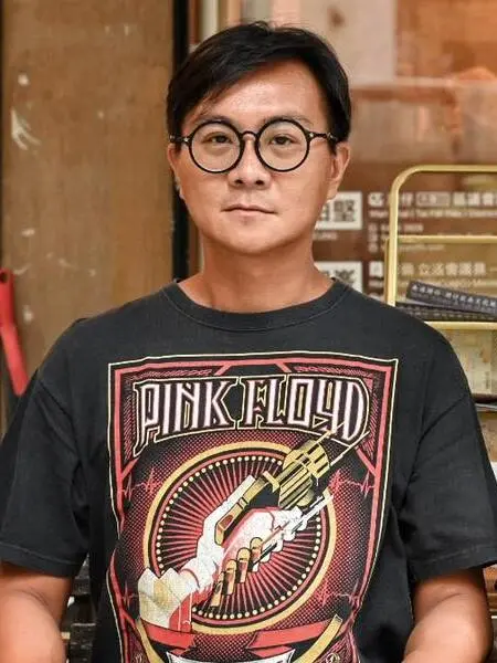 梁柏堅