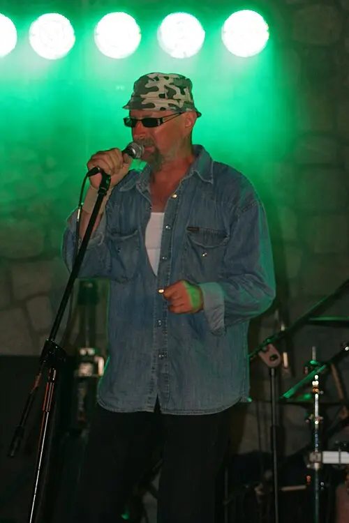 Andrej Nebb