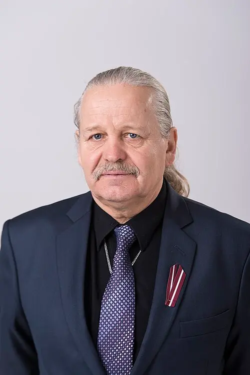 Valdis Skujiņš