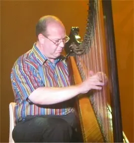 Robin Huw Bowen