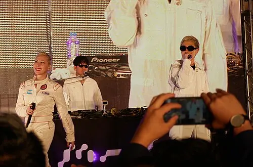 m‐flo