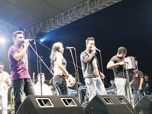 Los Inquietos del Vallenato