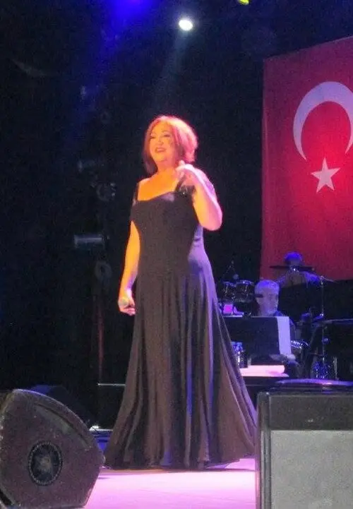 Nazan Öncel