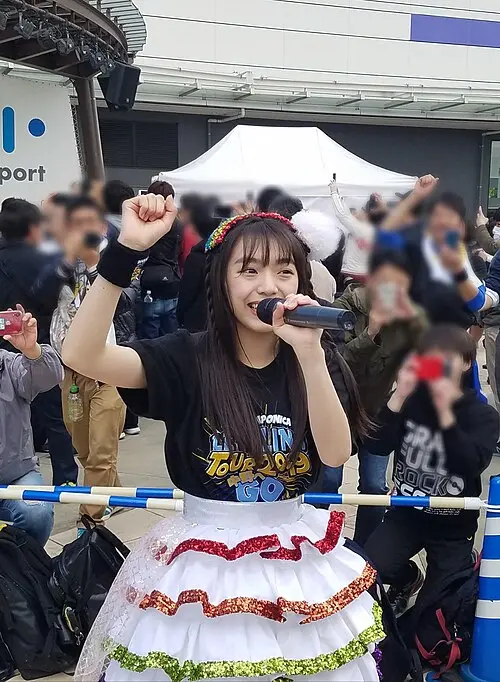内藤るな