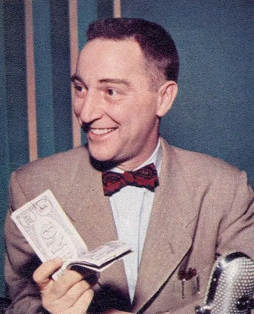 Garry Moore