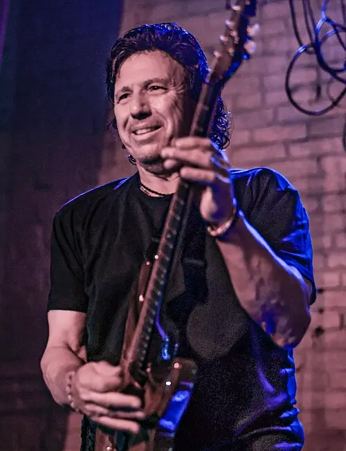 Robert Etoll