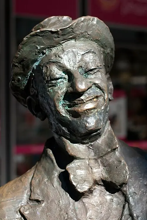 Roy "Mo" Rene