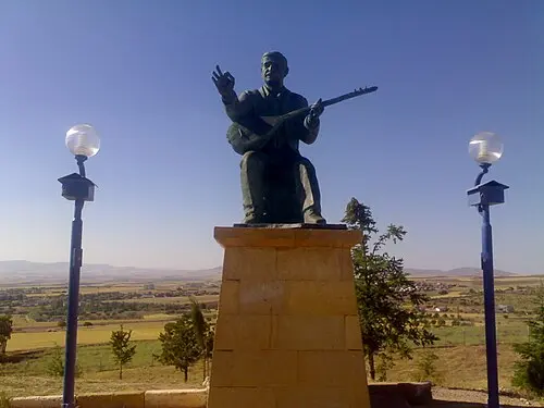 Âşık Mahzuni Şerif