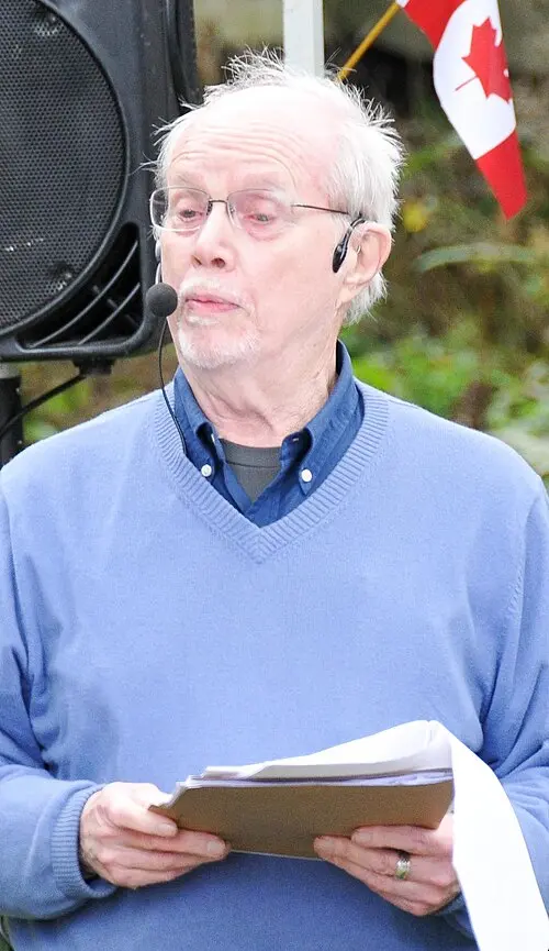 Dennis Lee