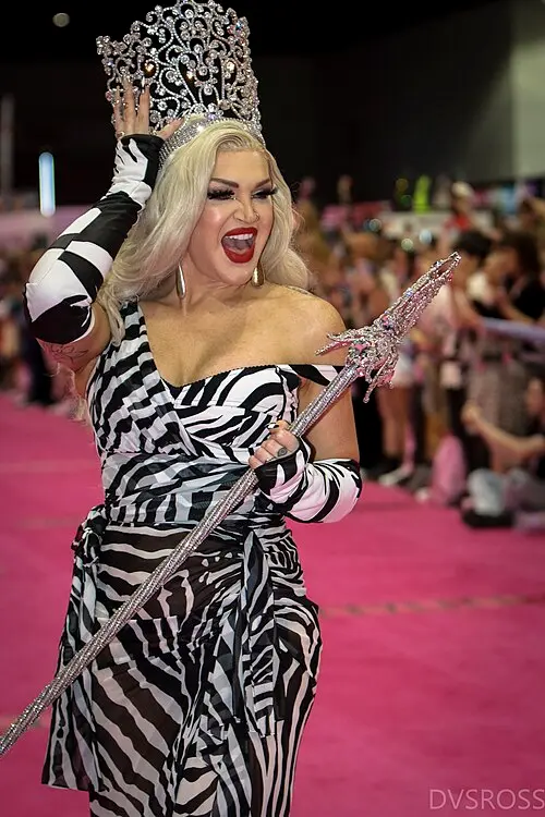 Kylie Sonique Love