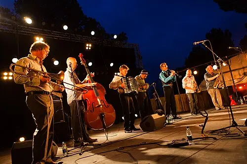 Amsterdam Klezmer Band