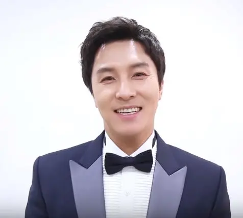 김동완