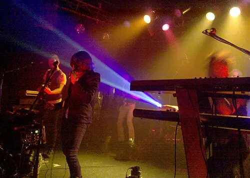 Ella Riot
