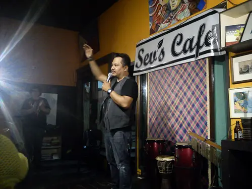 Rex Navarrete