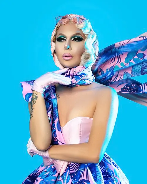 Trinity the Tuck