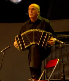 Raúl Garello